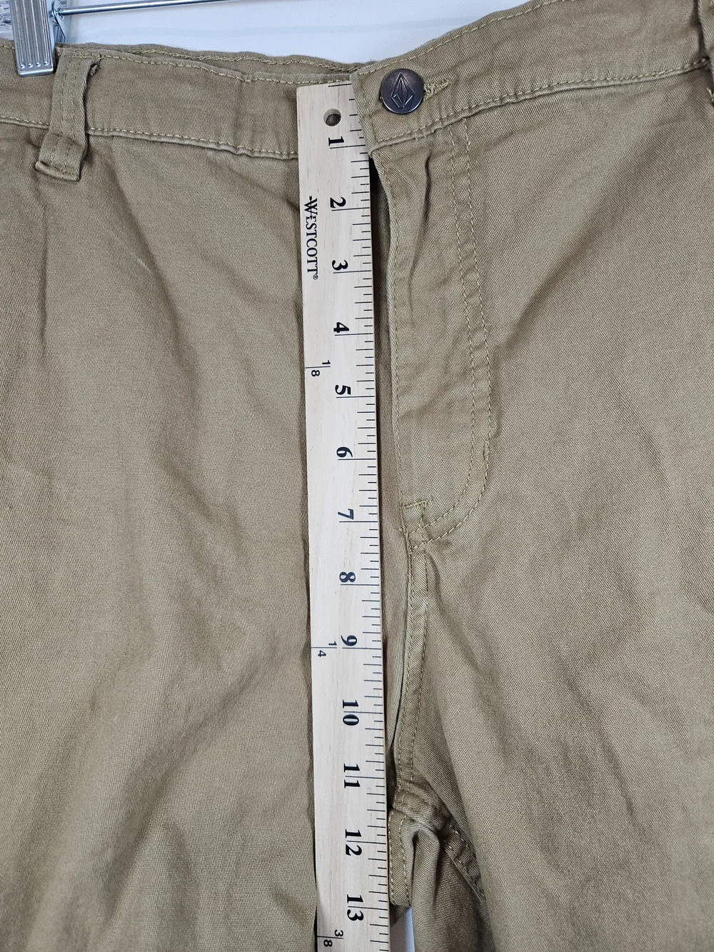 Volcom Men's Khaki Flat-Front Casual Shorts